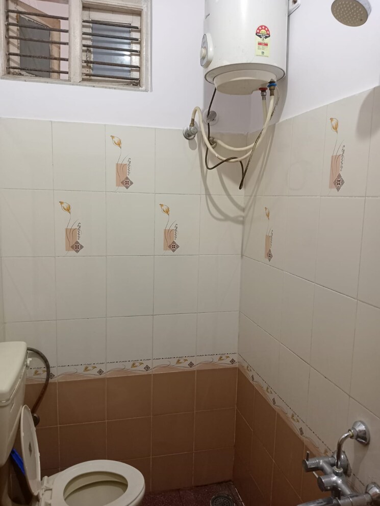 Bathroom, hsr layout 1 Bedroom 600 Sq.Ft. Builder Floor In Hsr Layout Bangalore 8687706