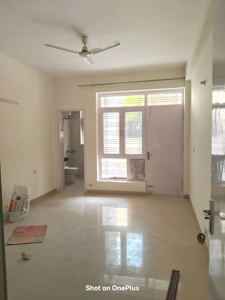 Room, unitech-south-city-ii 3 Bedroom 1300 Sq.Ft. Builder Floor In Sector 50 Gurgaon 8687715