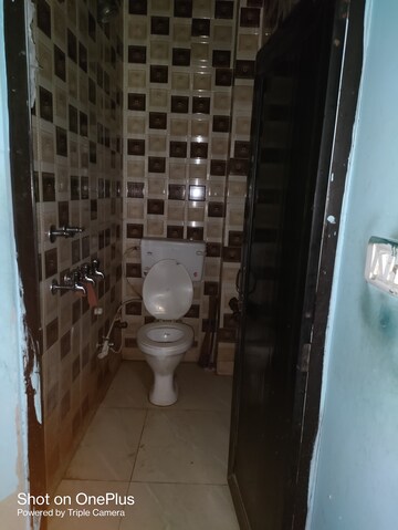 Bathroom in 1 BHK Builder Floor at Dwarka Mor – for Rent