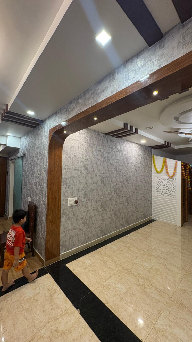 Room, mi-rustle-court 6+ Bedroom 4800 Sq.Ft. Apartment In Malesemau Lucknow 8687763