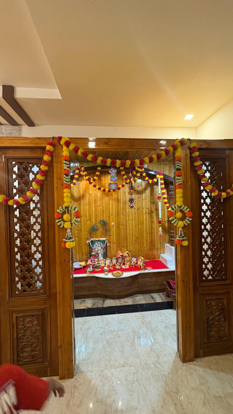 Other, mi-rustle-court 6+ Bedroom 4800 Sq.Ft. Apartment In Malesemau Lucknow 8687763