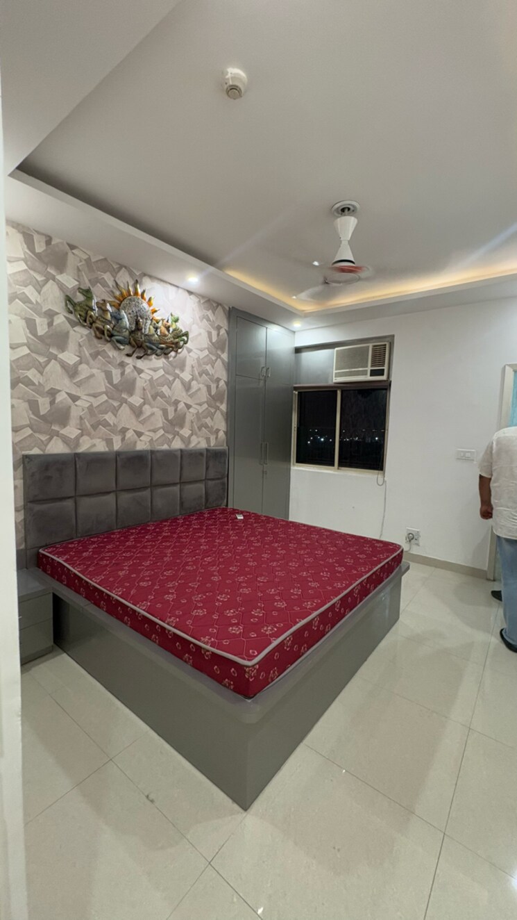 Master Bedroom, paarth-aadyant 3 Bedroom 1900 Sq.Ft. Apartment In Sushant Golf City Lucknow 8687773