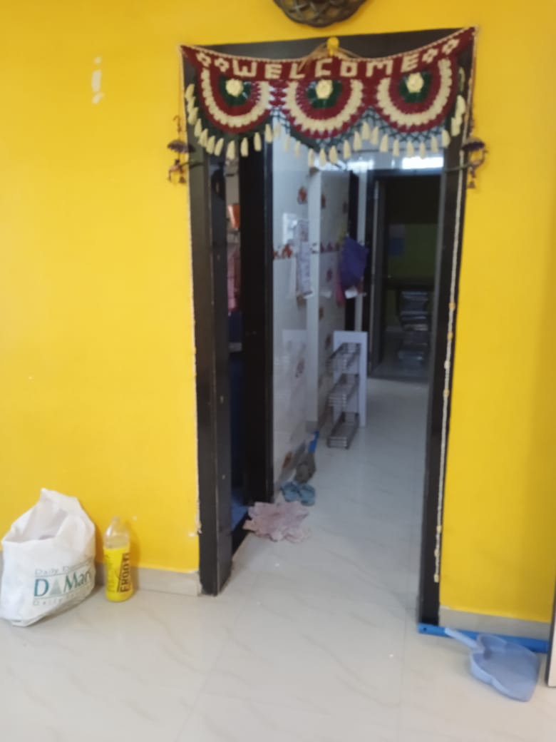 1 BHK + Extra Room Apartment For Rent in Raj Niwas Malad West