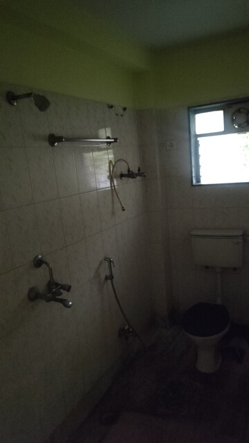 Bathroom in 3 BHK Apartment at Lalpur – for Rent