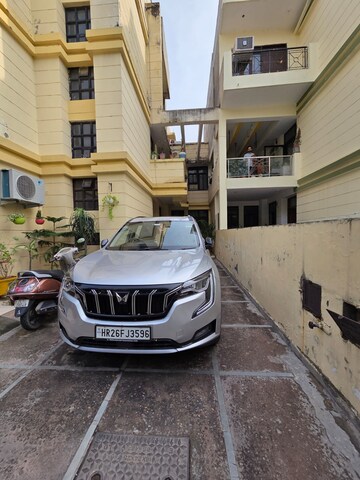 Parking in 3 BHK Apartment at Sector 23a – for Sale