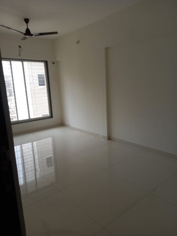Room in 1 BHK Apartment at Hirani Swanand Oasis, Kurla – for Rent