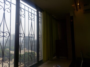 Building Lobby in 1 BHK Apartment at Sun Villa Malad West, Malad West – for Rent
