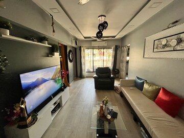 Master Bedroom in 1 BHK Apartment at Marigold Chs, Malad West – for Rent