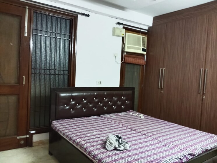 Bedroom, malviya nagar 2 Bedroom 100 Sq.Yd. Builder Floor In Malviya Nagar Delhi 8687825