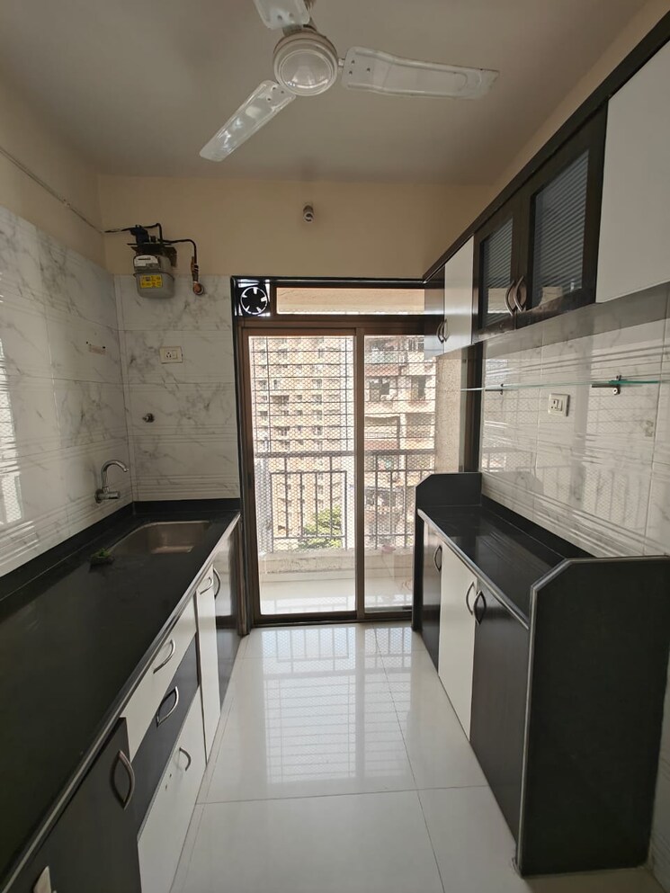 Kitchen, om-prabhu-manohar-chs 1 Bedroom 600 Sq.Ft. Apartment In Seawoods Sector 50 Navi Mumbai 8687818