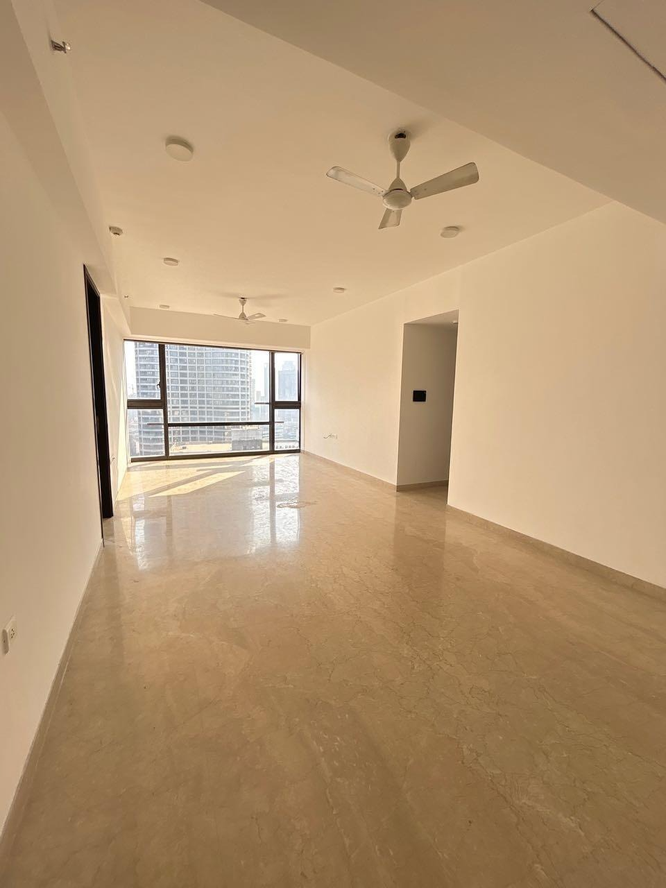 4 BHK + Servant Room Apartment For Rent in Lodha Marquise