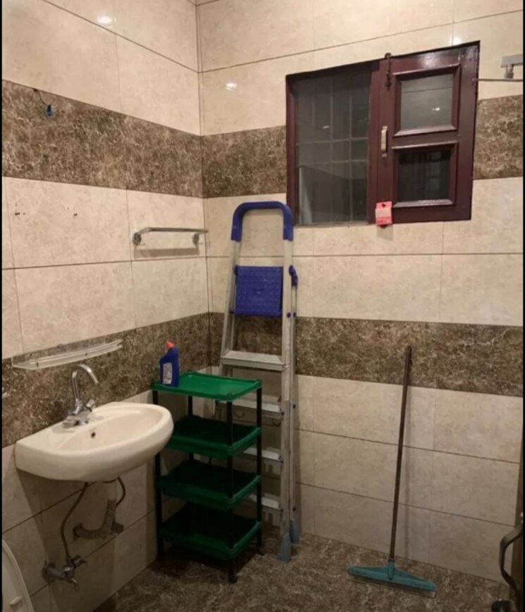 Bathroom, sector 22 2 Bedroom 1500 Sq.Ft. Builder Floor In Sector 22 Chandigarh 8687914