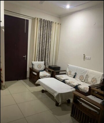 Master Bedroom in 2 BHK Builder Floor at Sector 22 – for Rent