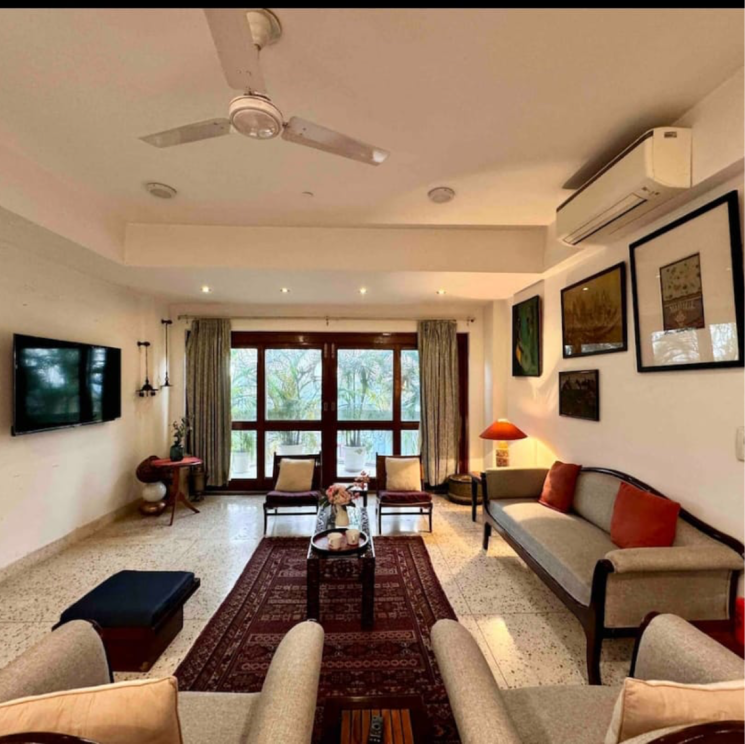 Living Room, kailash colony 4 Bedroom 2500 Sq.Ft. Builder Floor In Kailash Colony Delhi 8687915