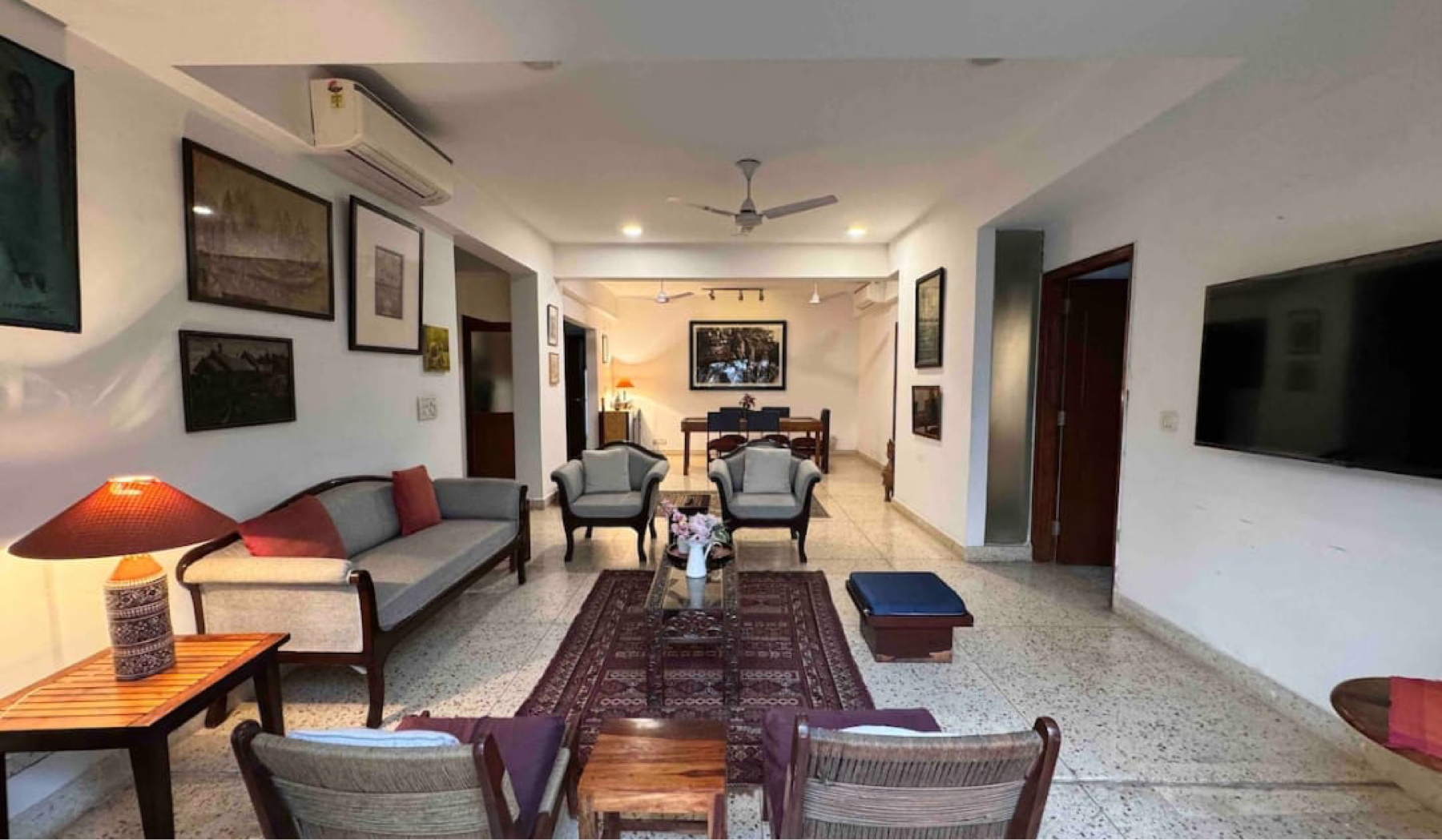 4 BHK + Pooja Room,Servant Room Builder Floor For Rent in Kailash Colony