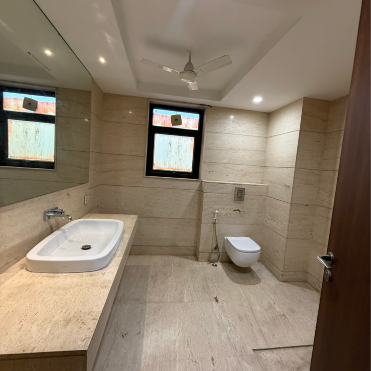 Attached Bathroom, new friends colony 4 Bedroom 3000 Sq.Ft. Builder Floor In New Friends Colony Delhi 8687921