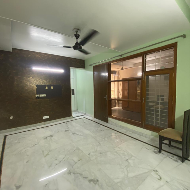 Room, malviya nagar 3 Bedroom 2000 Sq.Ft. Builder Floor In Malviya Nagar Delhi 8687923
