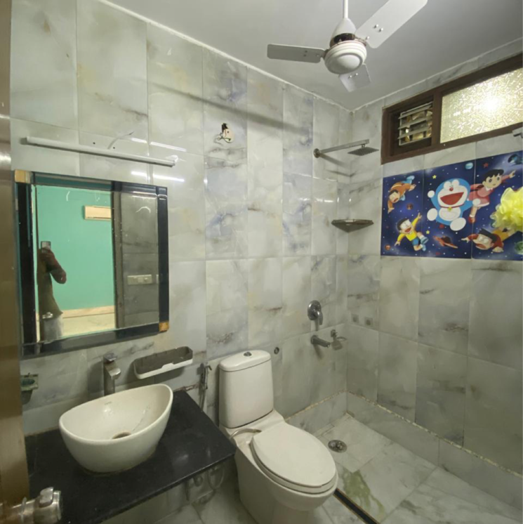 Bathroom, malviya nagar 3 Bedroom 2000 Sq.Ft. Builder Floor In Malviya Nagar Delhi 8687923