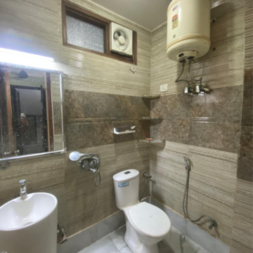 Bathroom in 3 BHK Builder Floor at Malviya Nagar – for Rent
