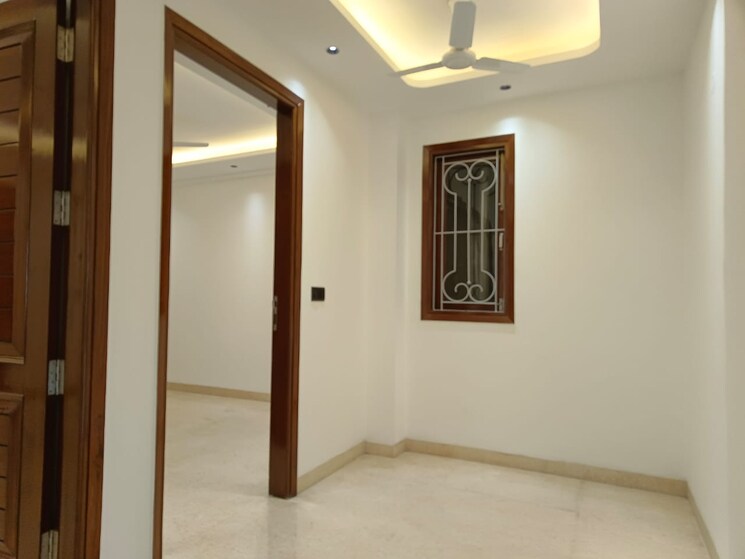 Room, saket 3 Bedroom 1800 Sq.Ft. Builder Floor In Saket Delhi 8687929