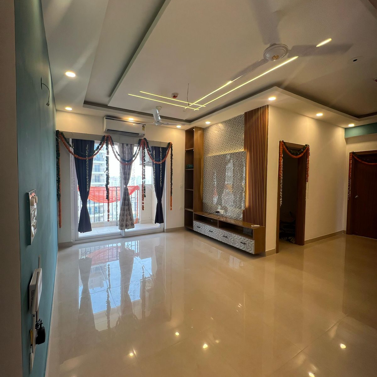 4 BHK + Extra Room Apartment For Rent in ATS Greens I