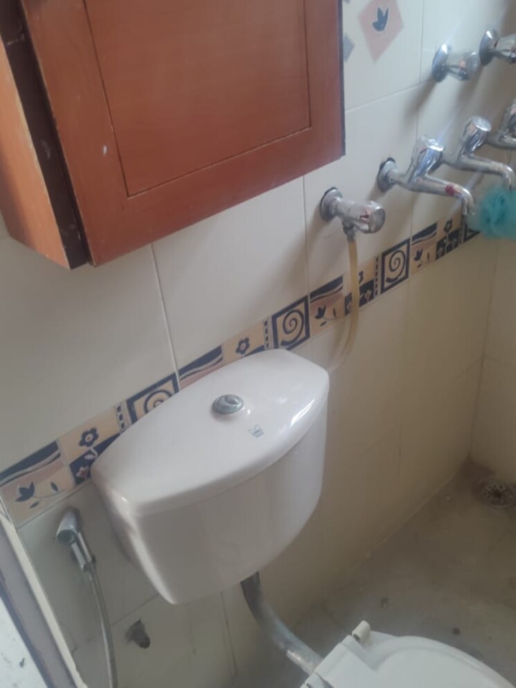 Bathroom, sector 48 2 Bedroom 850 Sq.Ft. Apartment In Sector 48 Chandigarh 8687950