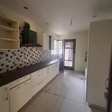 Kitchen in 2 BHK Apartment at Sector 48 – for Rent