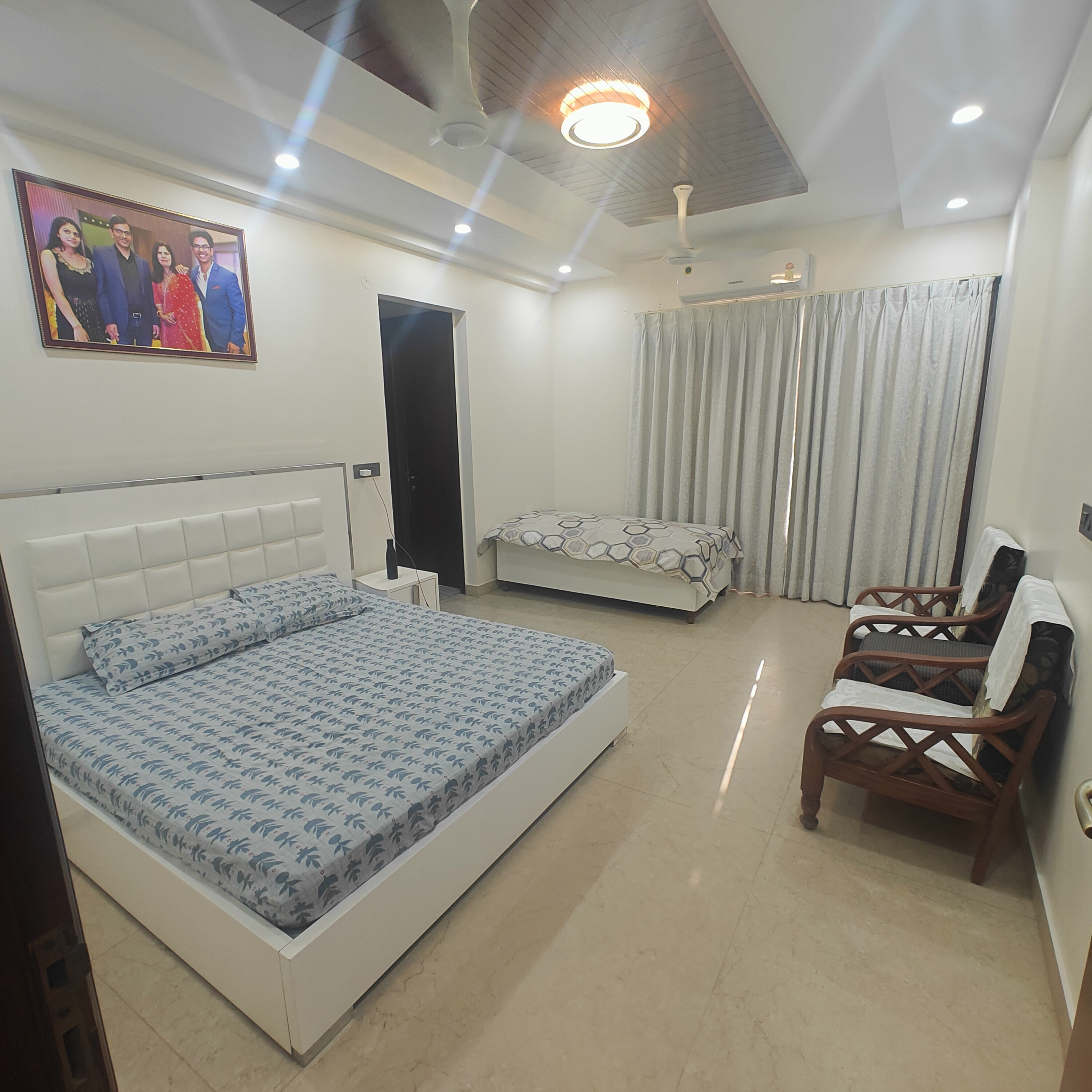 3 BHK 1800 Sq.Ft. Builder Floor in DLF Alameda