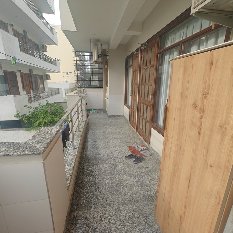 Balcony, dlf-alameda 3 Bedroom 1800 Sq.Ft. Builder Floor In Sector 73 Gurgaon 8687995