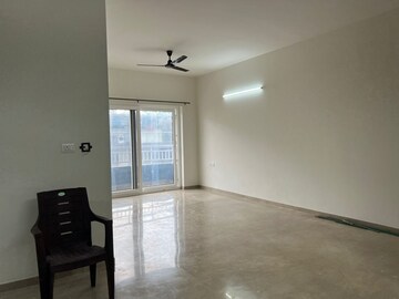 Room in 3 BHK Apartment at DNR Spring Leaf, Koramangala – for Rent