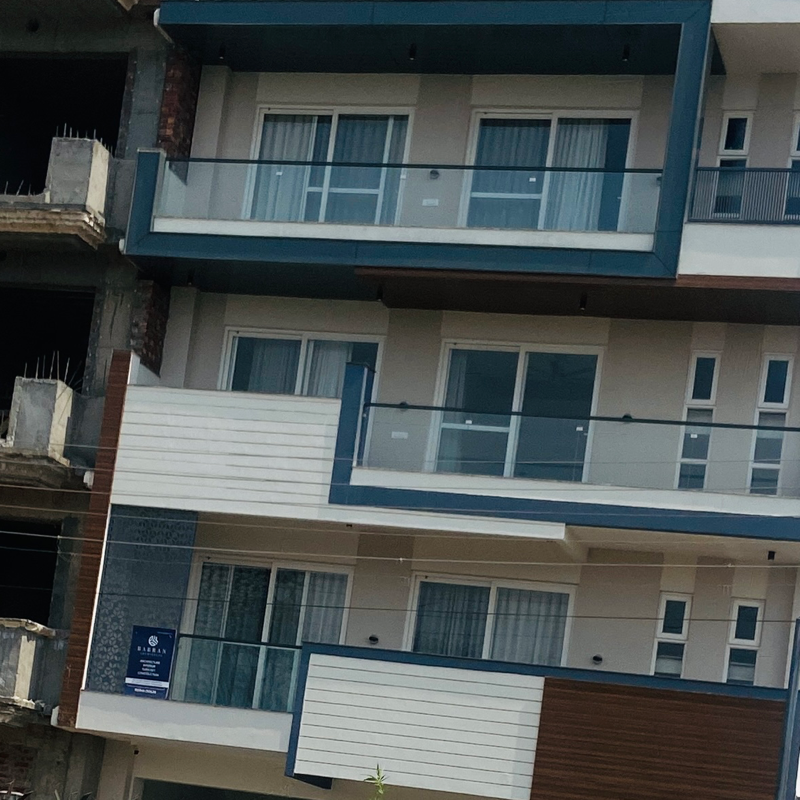 3 BHK + Pooja Room Builder Floor For Rent in Sector 21