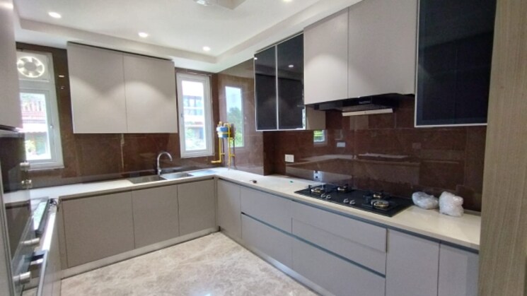 Kitchen, sarvodaya enclave 4 Bedroom 2700 Sq.Ft. Builder Floor In Sarvodaya Enclave Delhi 8688003