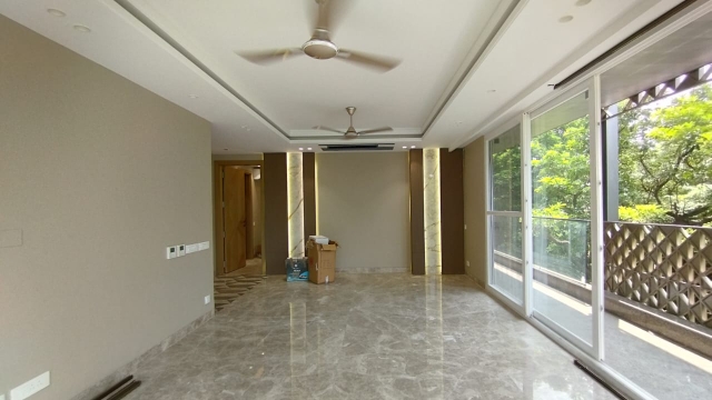 4 BHK + Servant Room Builder Floor For Rent in Sarvodaya Enclave