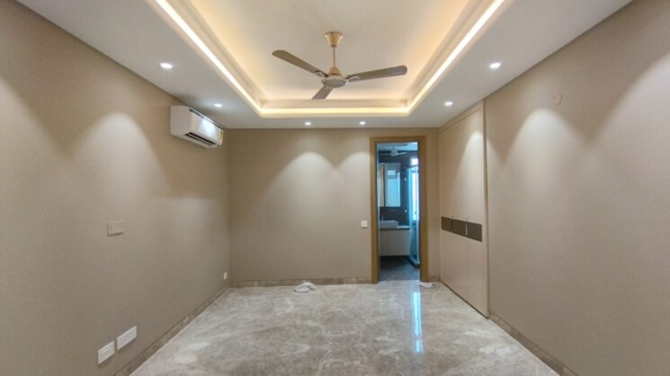 Room, sarvodaya enclave 4 Bedroom 2700 Sq.Ft. Builder Floor In Sarvodaya Enclave Delhi 8688003