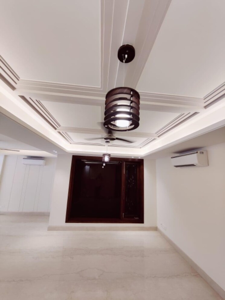 undefined, sarvodaya enclave 4 Bedroom 3609 Sq.Ft. Builder Floor In Sarvodaya Enclave Delhi 8688009