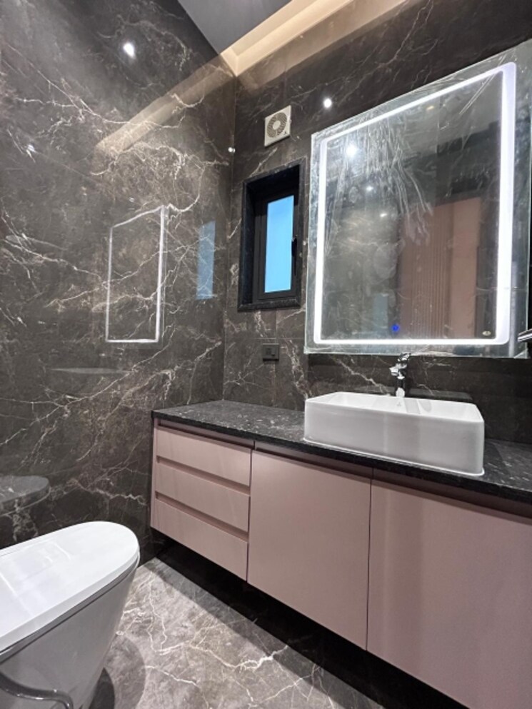 Kitchen, sarvodaya enclave 4 Bedroom 3609 Sq.Ft. Builder Floor In Sarvodaya Enclave Delhi 8688009