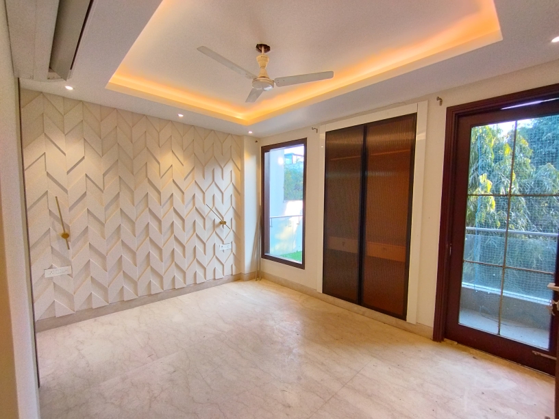 3 BHK + Servant Room Builder Floor For Rent in Sarvapriya Vihar 