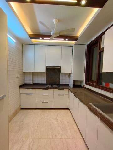 Kitchen in 3 BHK Builder Floor at Sarvapriya Vihar – for Rent