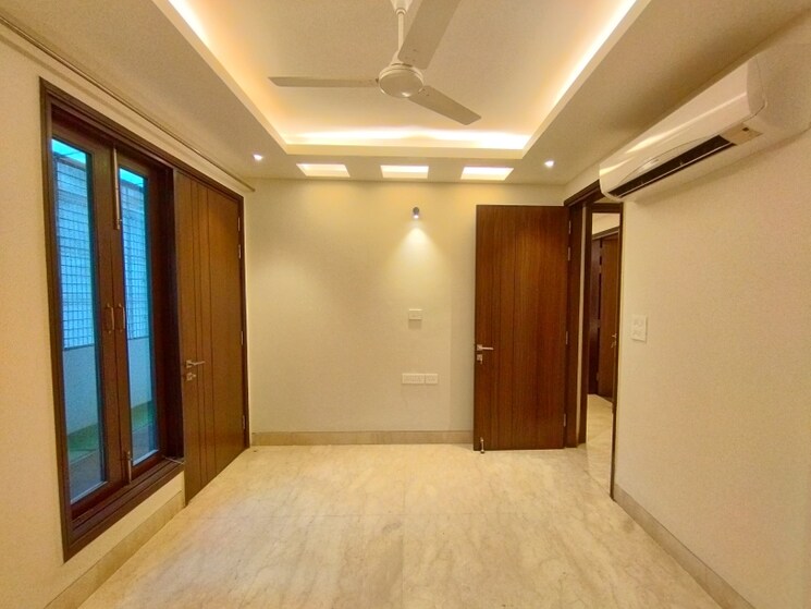 Room, sarvapriya vihar 3 Bedroom 1800 Sq.Ft. Builder Floor In Sarvapriya Vihar Delhi 8688011