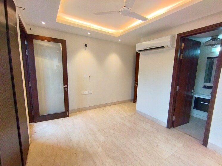 Room, sarvapriya vihar 3 Bedroom 1800 Sq.Ft. Builder Floor In Sarvapriya Vihar Delhi 8688011