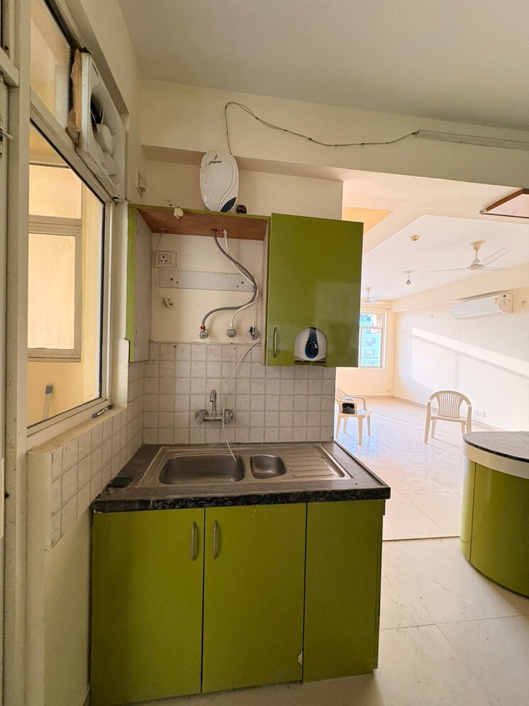 Kitchen, paarth-aadyant 3.5 Bedroom 1700 Sq.Ft. Apartment In Gomti Nagar Lucknow 8688012