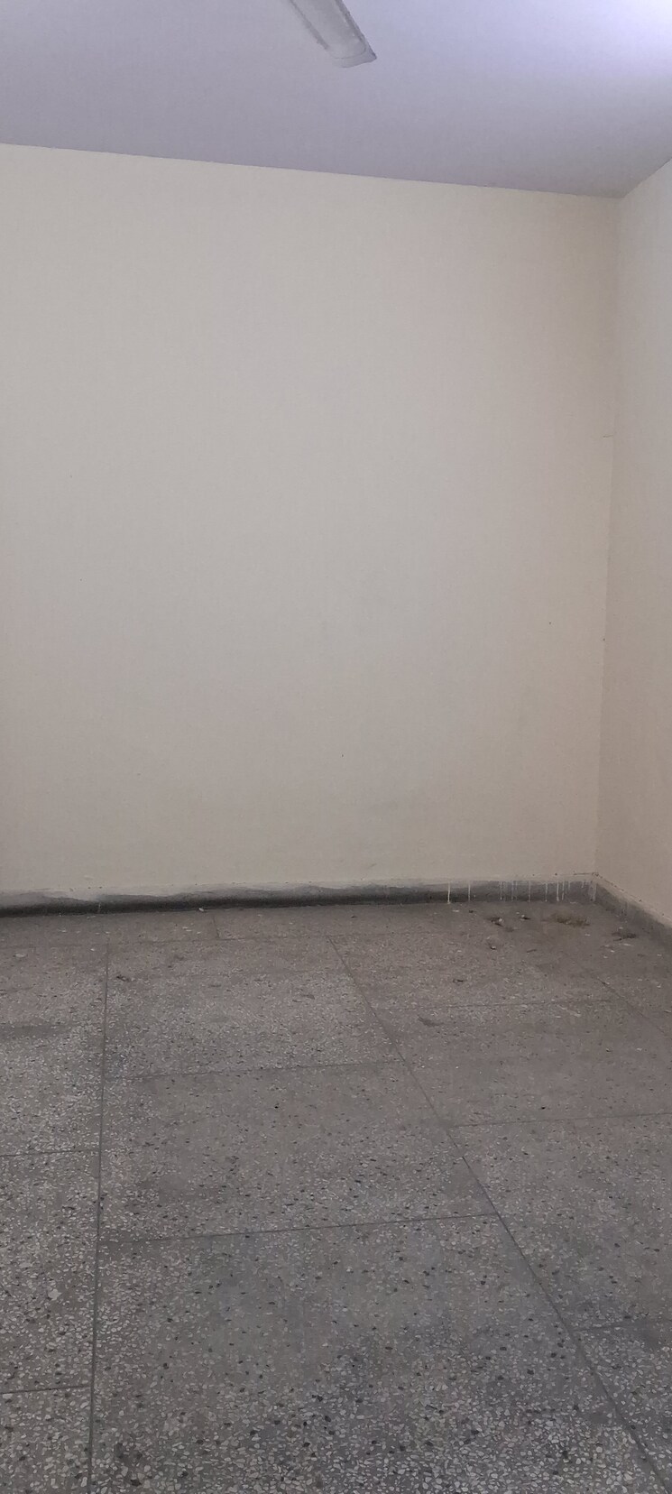 Room, sarita vihar 2.5 Bedroom 1400 Sq.Ft. Apartment In Sarita Vihar Delhi 8688055