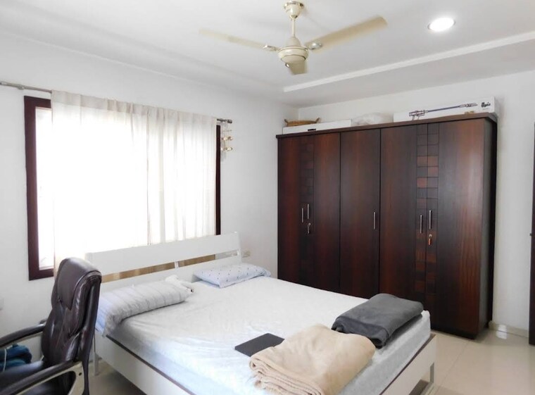 Bedroom, jayabheri-orange-county 3 Bedroom 3300 Sq.Ft. Apartment In Gachibowli Hyderabad 8688084