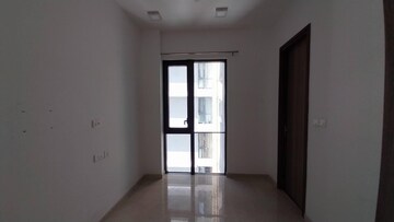 Room in 4 BHK Apartment at Lodha Marquise, Worli – for Rent