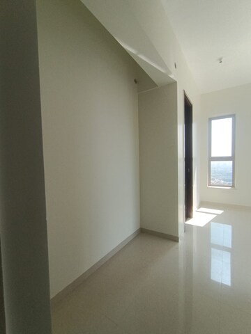 2 BHK Apartment For Rent in Kalpataru Paramount, Kapur Bawdi