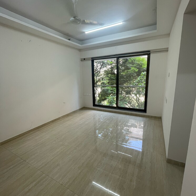 Room, je-and-vee-om-trimurti 1 Bedroom 400 Sq.Ft. Apartment In Dindoshi Mumbai 8688129