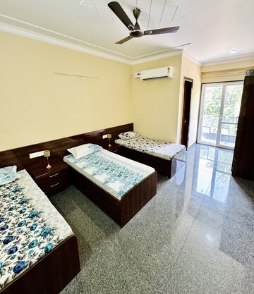 Room in  Pg at Sector 38 – for Rent
