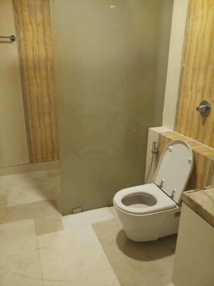 Bathroom, avighna-one-avighna-park 4 Bedroom 3500 Sq.Ft. Apartment In Lower Parel Mumbai 8688140