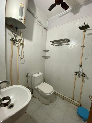 Bathroom in 2 BHK Builder Floor at Sector 45 – for Rent