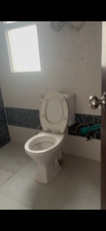 Bathroom in 2.5 BHK Apartment at Jm Orchid, Sector 76 – for Rent